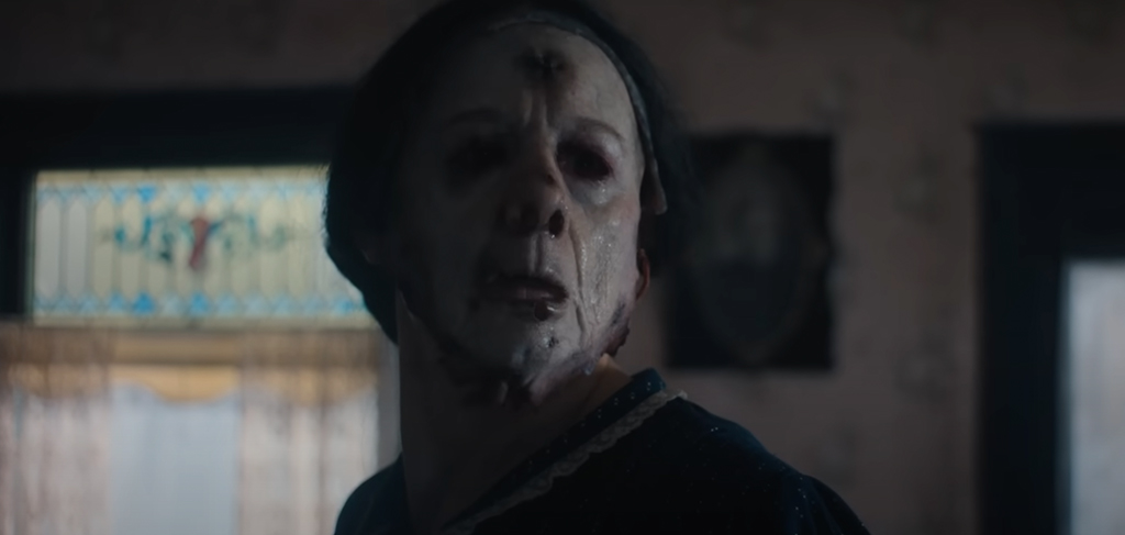 Monster: The Ed Gein Story Review: A mamma’s boy in the making